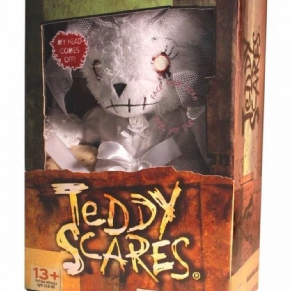 Extremely Rare Limited Edition Annebelle Wraithia 12inch Teddy Scares